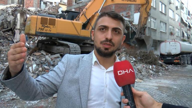 Zeytinburnunda bina yıkıldı; yan apartman duvarsız kaldı