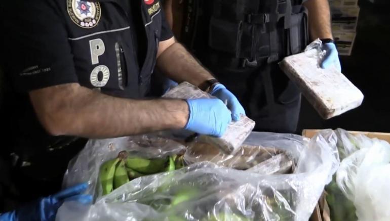 Mersin Limanında ele geçirilen 610 kilogram kokaine 3 tutuklama