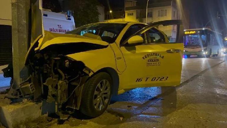 Bursada taksi ile motosiklet çarpıştı: 6 yaralı