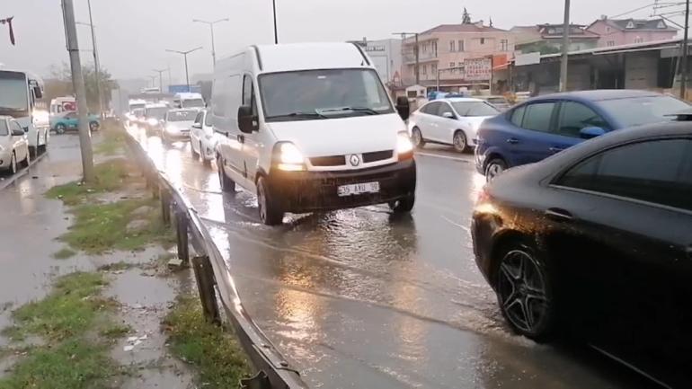 İstanbulda yağmur etkili olmaya başladı