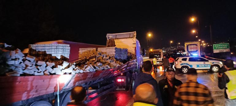 TEMde 18 araç zincirleme kazaya karıştı; 4 yaralı