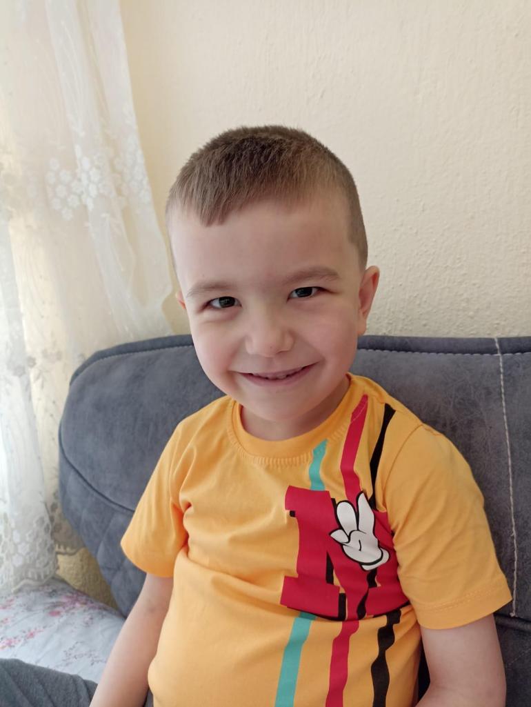 Oğluna böbreğini bağışlayan baba: O benim parçamdı, bir parçam daha ona geçti