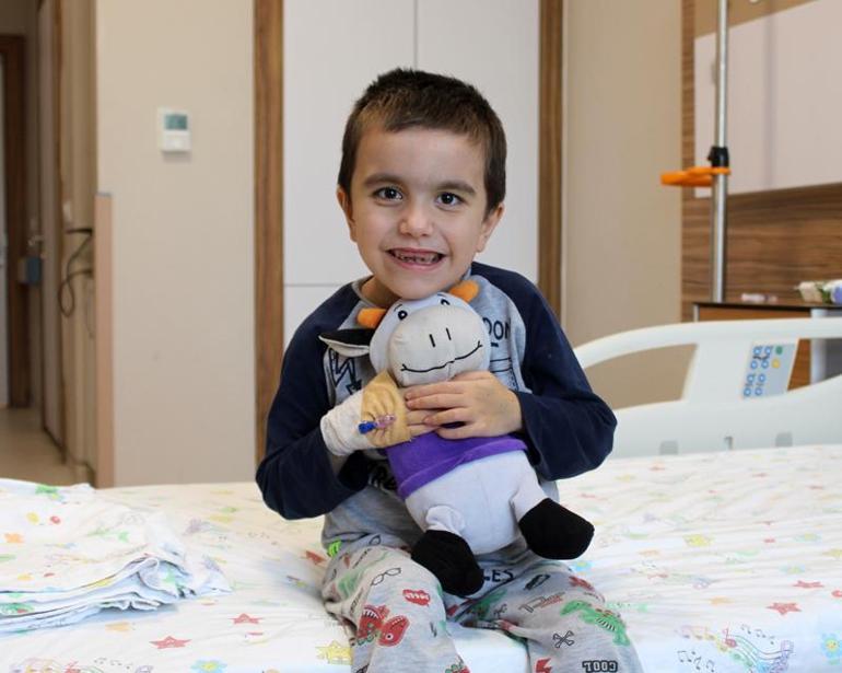 Oğluna böbreğini bağışlayan baba: O benim parçamdı, bir parçam daha ona geçti