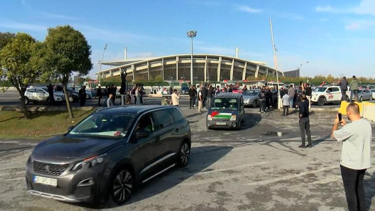 İHH konvoylarla İncirlik Üssüne doğru yola çıktı