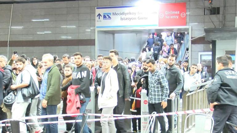 Mecidiyeköy metrobüs durağında şüpheli paket fünye ile patlatıldı: Sinir krizi geçirdi