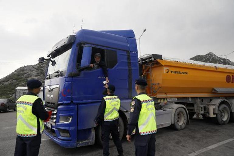 Otobüs, kamyon ve TIRlar teknik denetim ekibinin radarında
