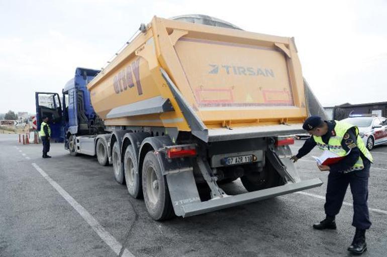 Otobüs, kamyon ve TIRlar teknik denetim ekibinin radarında