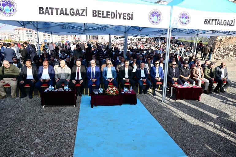 Malatyada depreme dayanıklı 400 sosyal konutun temeli atıldı