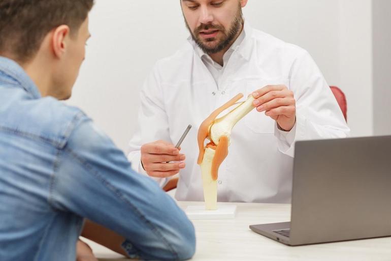 Eklem ağırlarının en sık sebebi kıkırdak aşınmasıdır