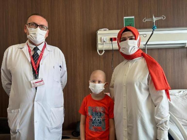 Boğaz ağrısıyla gittiği hastanede lösemi olduğunu öğrendi