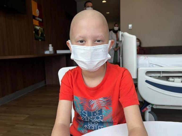 Boğaz ağrısıyla gittiği hastanede lösemi olduğunu öğrendi