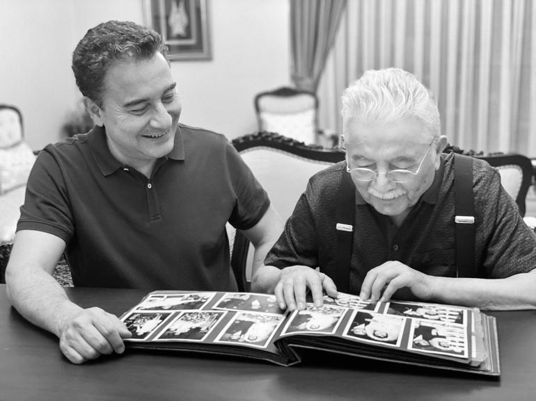 Ali Babacanın babası son yolculuğuna uğurlandı