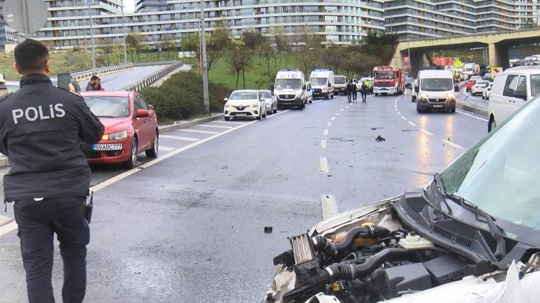 Bağcılarda zincirleme kaza: 9 yaralı