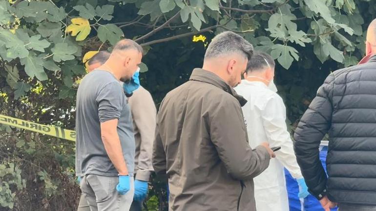 Ataşehirde otoparktaki otomobilin içinde ceset bulundu