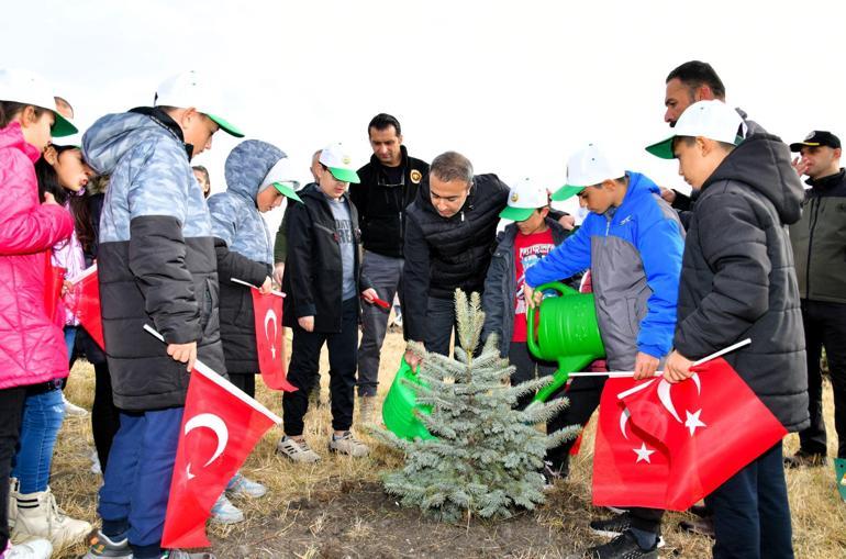 Şehit Kaymakam Muhammet Fatih Safitürk anısına fidan dikildi