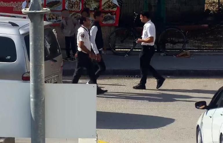 Sevgilisi gözcülük yaptı; motosiklet çalarken suçüstü yakalandı