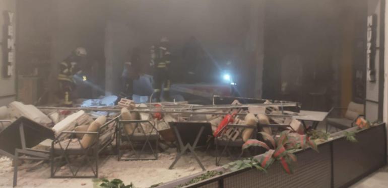 Erzurumda alışveriş merkezindeki kafeteryada patlama: 2 yaralı