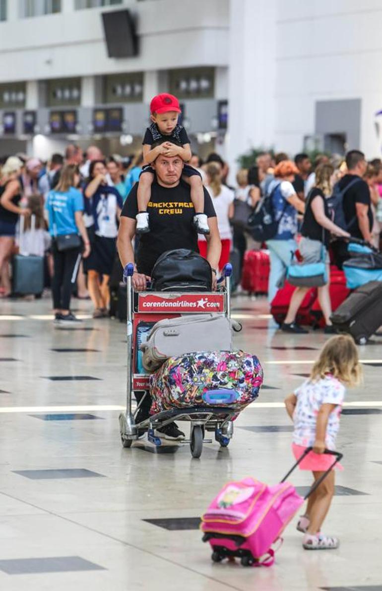 Cumhuriyetin 100üncü yıl dönümünde Antalyadan 15 milyon turist rekoru