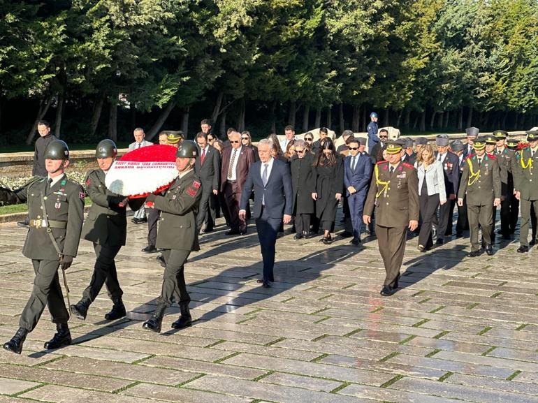 KKTCnin Ankara Büyükelçisi Korukoğlu, Anıtkabiri ziyaret etti