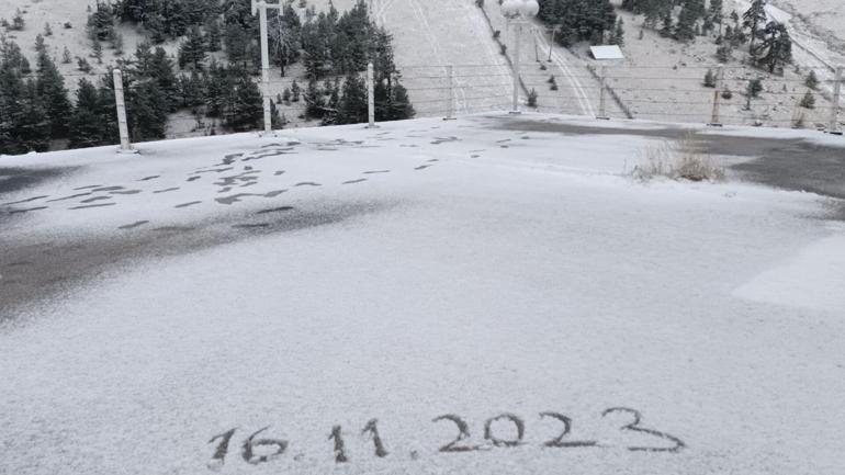 Kartalkayaya mevsimin ilk karı düştü