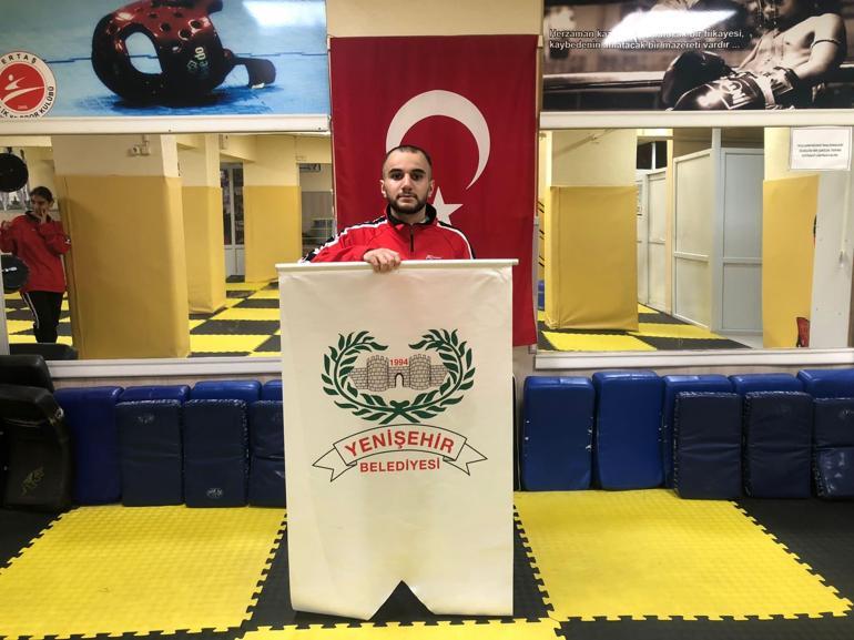 Diyarbakırlı sporcu, Türkiyeyi Dünya Kick Boks Şampiyonasında temsil edecek