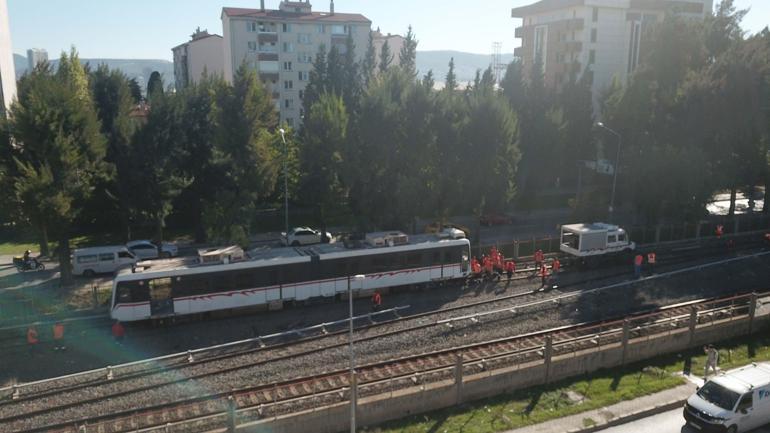 İzmir’de metro kazası:3 hafif yaralı