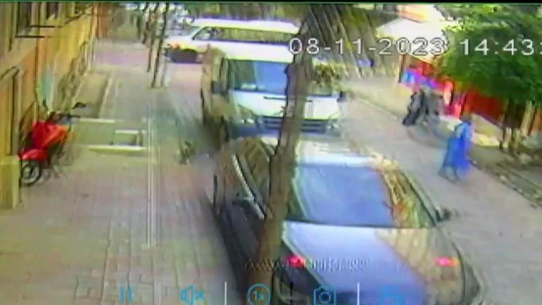 Bahçelievlerde servis minibüsünün çarptığı 4 yaşındaki Ömer Asaf yaşam savaşı veriyor