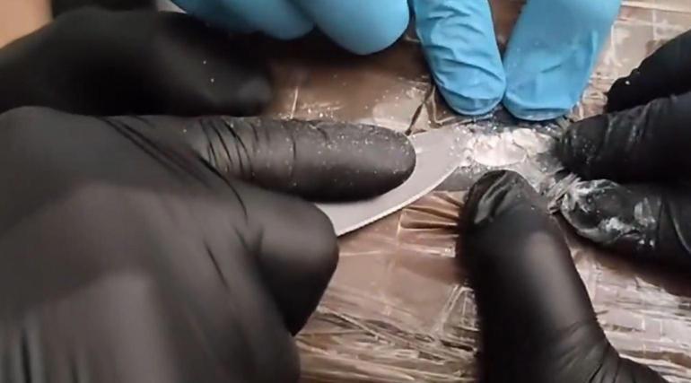 Bakan Bolat: Mersin Limanında 54 kilo kokain ele geçirildi