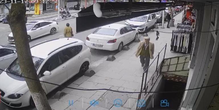 Sultangazide yolun karşısına geçmek isterken otomobil çarptı