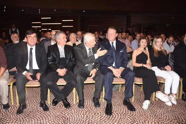 Başkan adayı Hasan Arat, İzmirli Beşiktaşlılarla buluştu