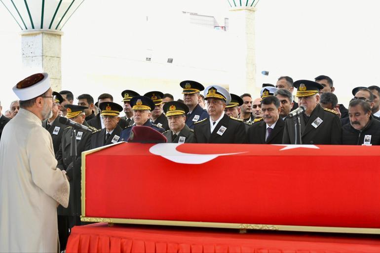 Şehit Üsteğmen Abdullah Köse, son yolculuğuna uğurlandı