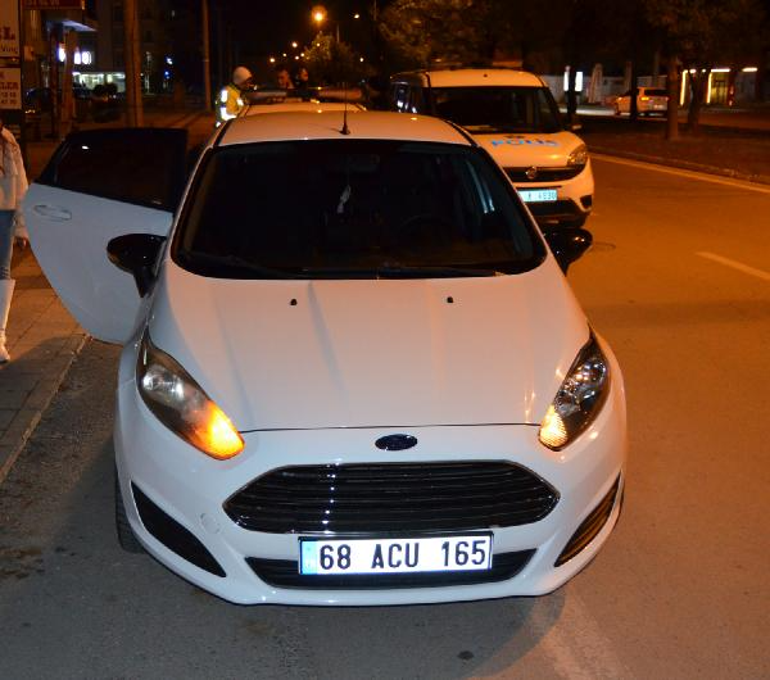 Drift yapan alkollü sürücü polise yakalınca intihar ederim dedi