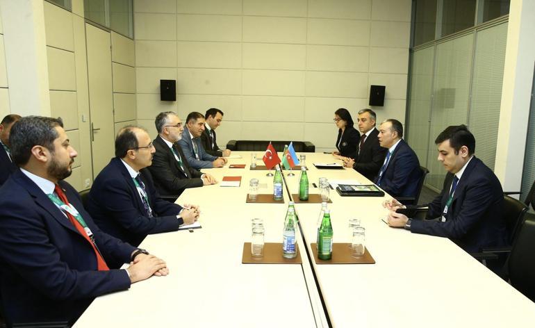 Bakan Işıkhan, Azerbaycanlı mevkidaşı Babayev ile görüştü