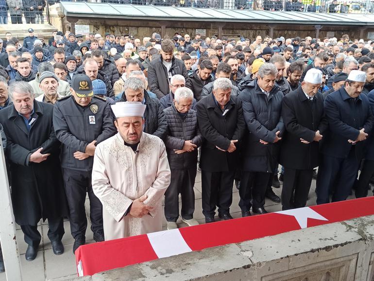 Kazada ölen polis, memleketinde son yolculuğuna uğurlandı