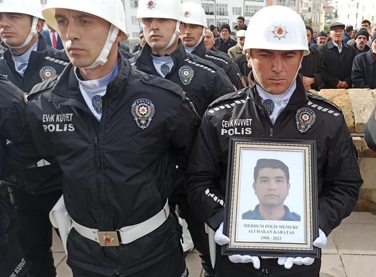 Kazada ölen polis, memleketinde son yolculuğuna uğurlandı