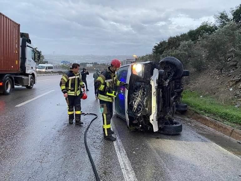 Kocaelide işçi servisi devrildi: 1’i ağır 9 yaralı