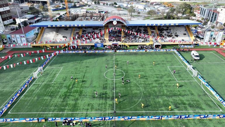 Futbolun Babaları turnuvası Bakan Bak’ın katıldığı final maçıyla sona erdi