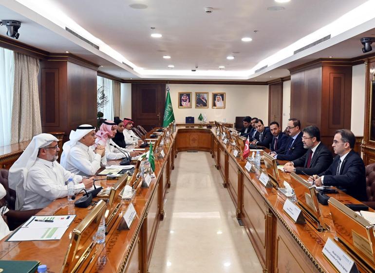 Bakan Yumaklı: Suudi Arabistana kanatlı eti, yumurta ve su ürünleri ihracatını görüştük