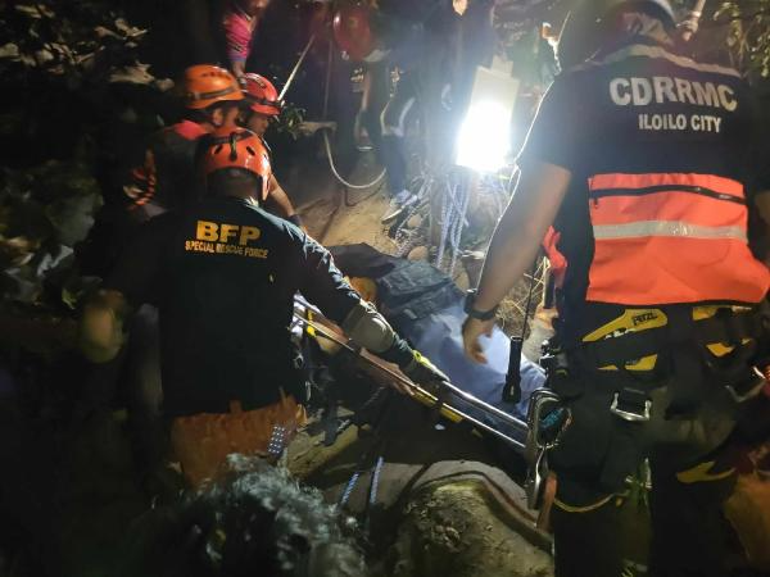 Filipinler’de yolcu otobüsü vadiye uçtu: 17 ölü, 7 yaralı