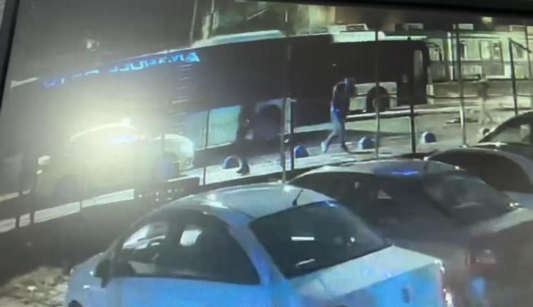 Sultangazide kayan İETT otobüsünün altında kalan sürücü öldü