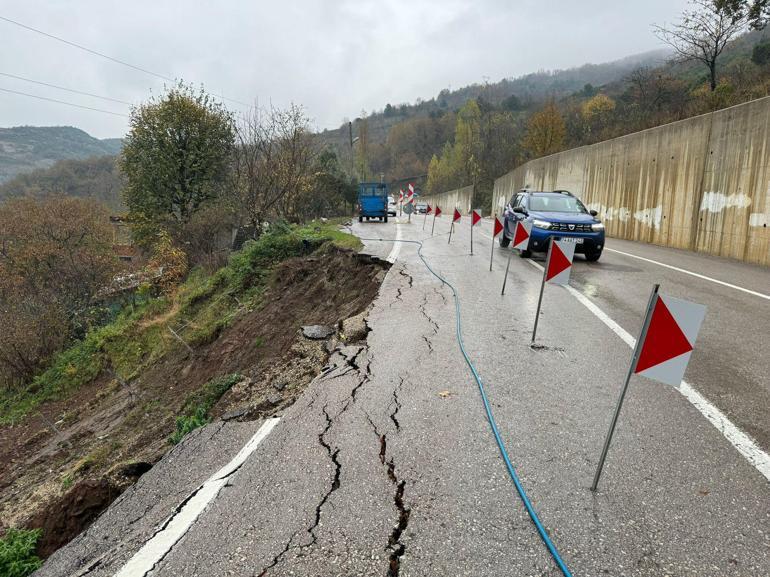 Bartın- Cide kara yolunda heyelan