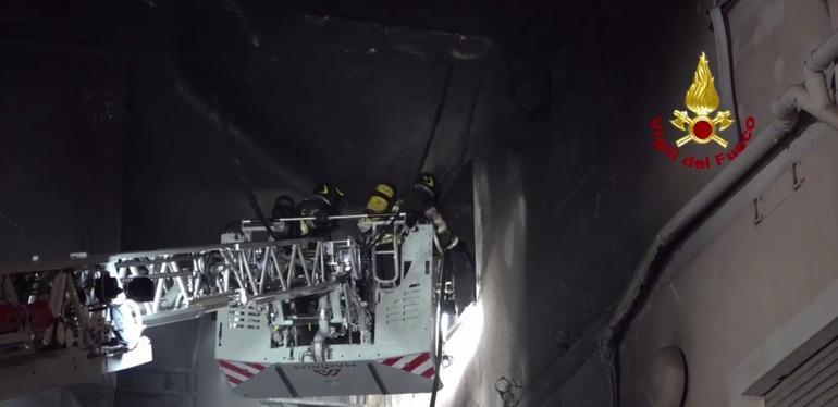 İtalya’da hastanede yangın: 4 ölü