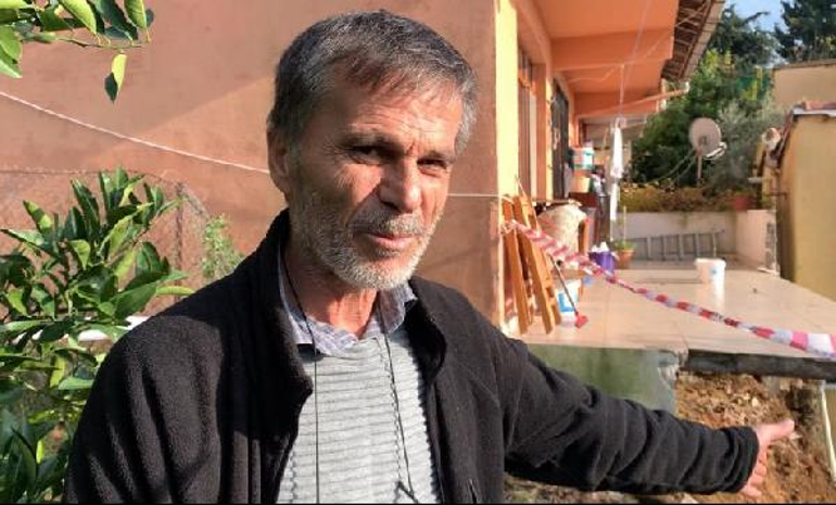 Sarıyerde istinat duvarı çöktü