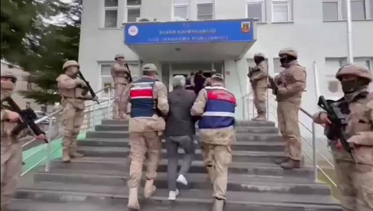Diyarbakırda MİT ve jandarmadan PKK/KCK operasyonu: 10 gözaltı