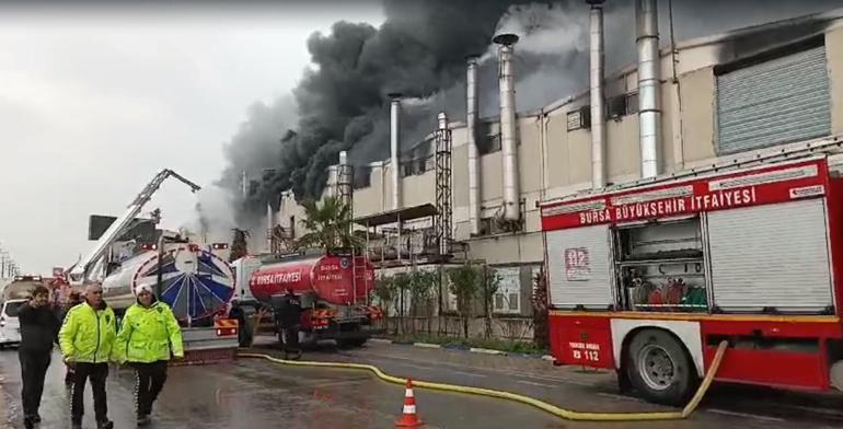 Bursa’da tekstil fabrikasında yangın kontrol altına alındı