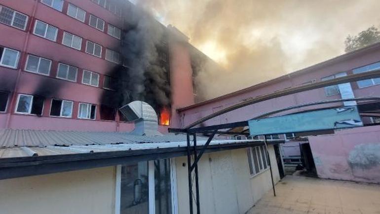 Adanada kullanılmayan hastane binasının deposunda çıkan yangın kontrol altına alındı