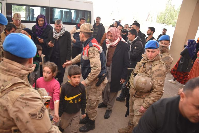 Şanlıurfada yemekten sonra rahatsızlanan 150 öğrenci hastaneye kaldırıldı