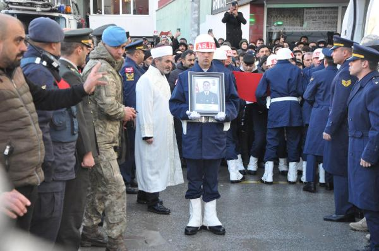 Şehit Uzman Çavuş Arslan, son yolculuğuna uğurlandı