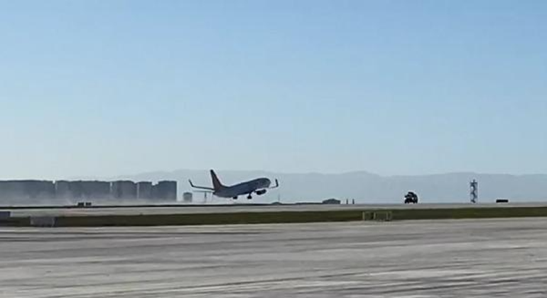 Sabiha Gökçen Havalimanının 2. pistinden ilk ticari uçuş