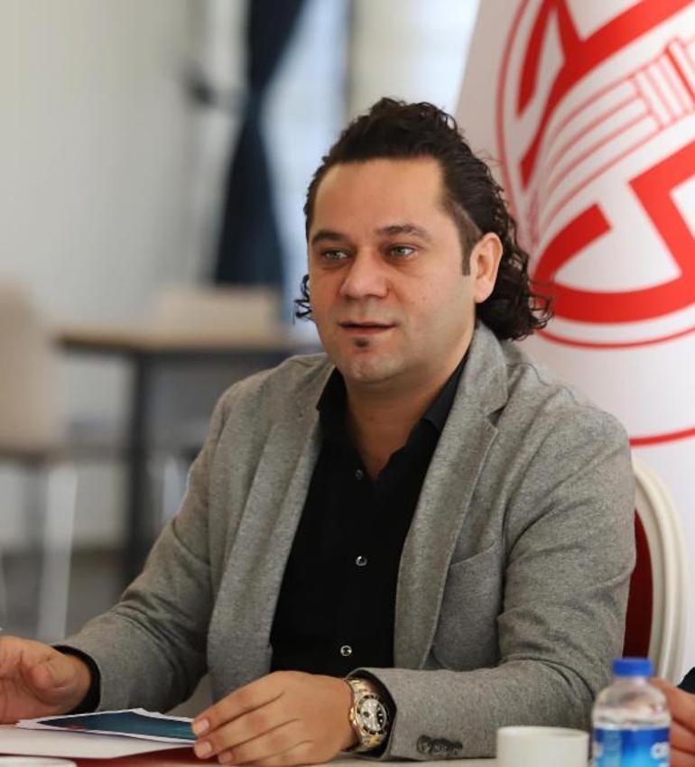 Antalyaspor Basın Sözcüsü Evren: Nuri Şahinin gidişiyle şok olduk